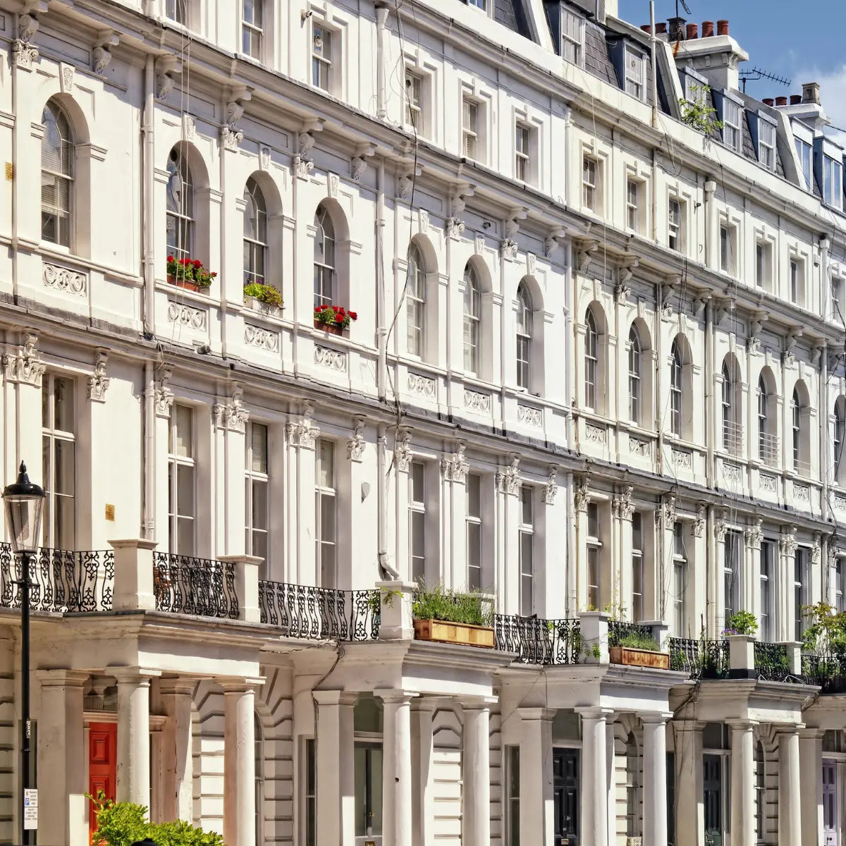 building where is located queen's Gate Dental practice